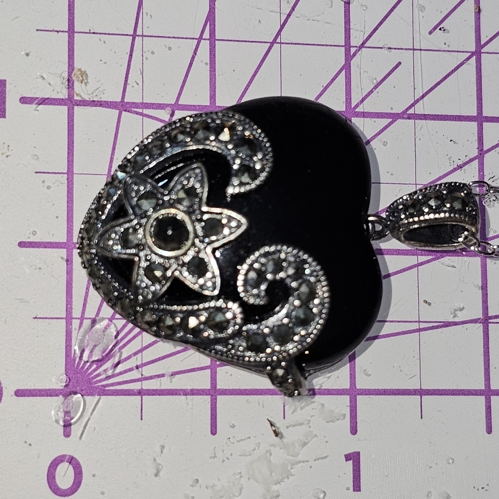 Black Heart Onyx Marcasite Pendant Necklace Filigree - Picture 9 of 9